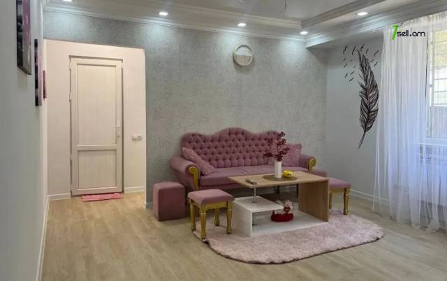 2 սենյականոց բնակարան, Դուրյան թաղամաս, 40 քմ, 1/9 հարկ, դիզայներական ոճով վերանորոգված