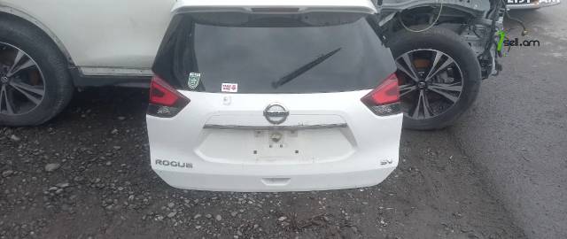 Nissan Rogue Բագաժնիկ