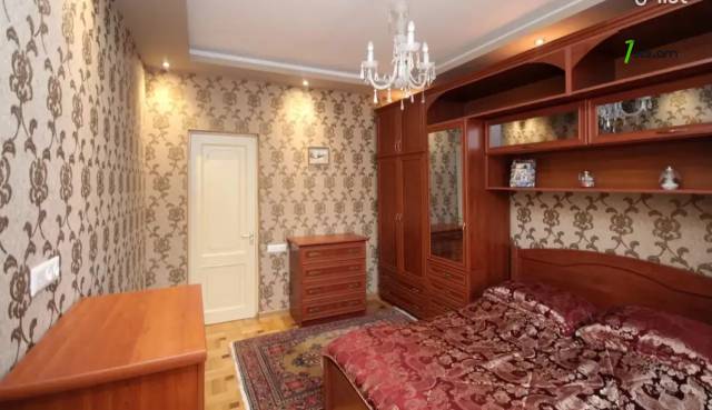 Երկու հարկանի քարե տուն Լուսինե Զաքարյան փողոցում Նորք Մարաշում, 343 քմ, 2 սանհանգույց