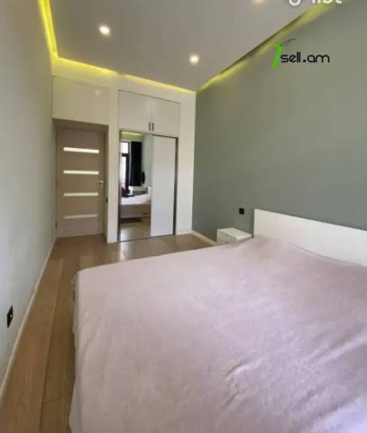 2 սենյականոց բնակարան նորակառույց շենքում Երզնկյան փողոցում, 61 ք.մ., 2/5 հարկ, բարձր առաստաղներ