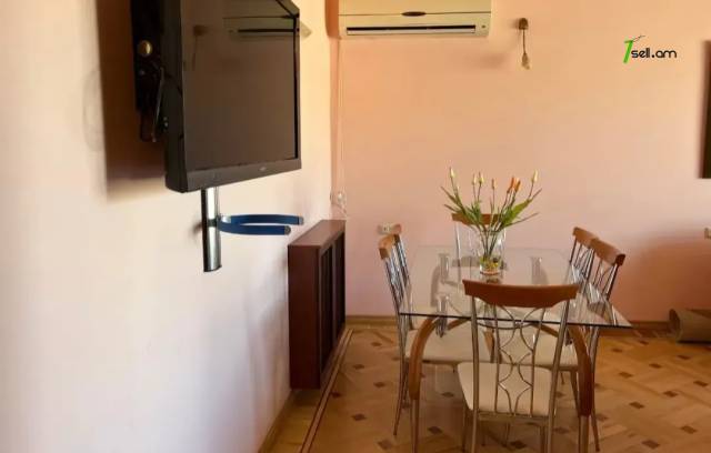 2 սենյականոց բնակարան Մխիթար Հերացի փողոցում, 80 ք.մ., եվրովերանորոգված