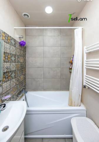 2 սենյականոց բնակարան նորակառույց շենքում Արգիշտի փողոցում, 53 քմ, նախավերջին հարկ, բարձր առաստաղներ