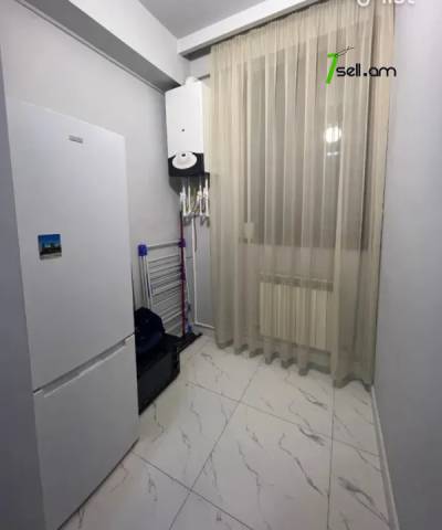 2 սենյականոց բնակարան Ռոստովյան փողոցում, 60 ք.մ., 2/9 հարկ, կապիտալ վերանորոգված