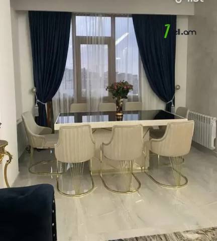 4 սենյականոց բնակարան նորակառույց շենքում Նիկողայոս Ադոնցի փողոցում, 123 ք.մ., 6/8 հարկ