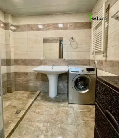 3 սենյականոց բնակարան Ռիգայի փողոցում, 98 ք.մ., 1/9 հարկ, եվրովերանորոգված