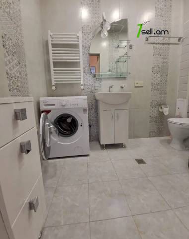 2 սենյականոց բնակարան նորակառույց շենքում Արամի փողոցում, 65 ք.մ., 3/6 հարկ, եվրովերանորոգված