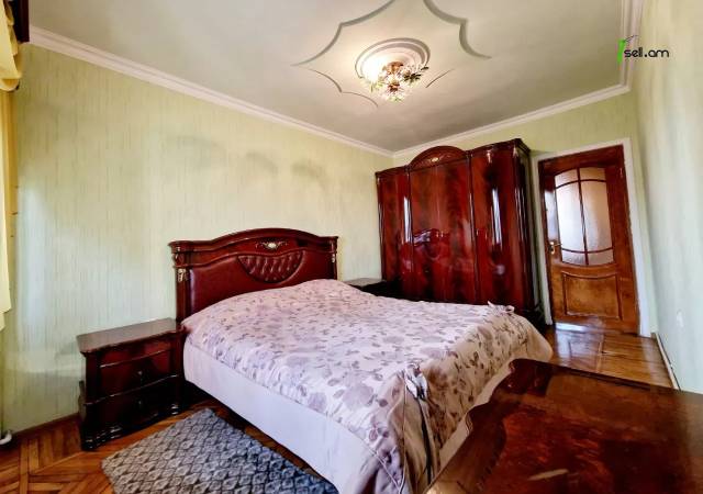 3 սենյականոց բնակարան Խորենացու փողոցում, 92 ք.մ., 2 սանհանգույց, կապիտալ վերանորոգված