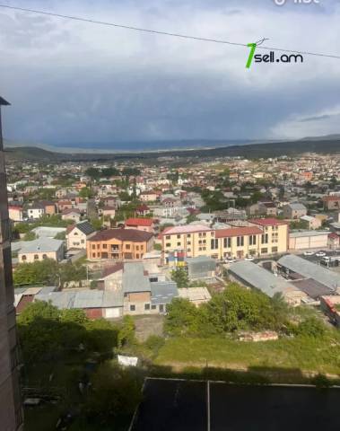 3 սենյականոց բնակարան, Ավան-Առինջ 2-րդ միկրոշրջան, 77 քմ, նախավերջին հարկ, եվրովերանորոգված