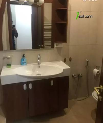 2 սենյականոց բնակարան նորակառույց շենքում Վիկտոր Համբարձումյանի փողոցում, 87 քմ, 7/14 հարկ