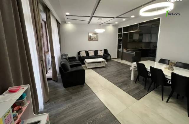 3 սենյականոց բնակարան նորակառույց շենքում Սասնա Ծռերի փողոցում, 112 ք.մ., 8/14 հարկ, 2 սանհանգույց