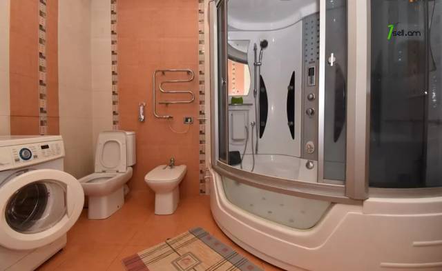 4 սենյականոց բնակարան նորակառույց շենքում Հյուսիսային պողոտայում, 140 ք.մ., բարձր առաստաղներ