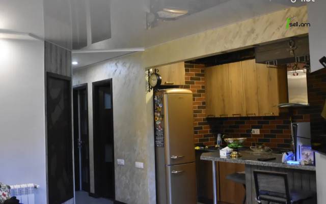 6 սենյականոց բնակարան նորակառույց շենքում Գյուրջյան փողոցում, 130 քմ, 5/8 հարկ, 3+ սանհանգույց