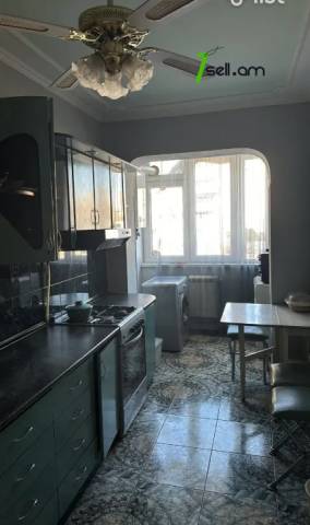 3 սենյականոց բնակարան, Հարավ Արևմտյան Բ2 թաղամաս, 100 քմ, 3/9 հարկ, 2 սանհանգույց