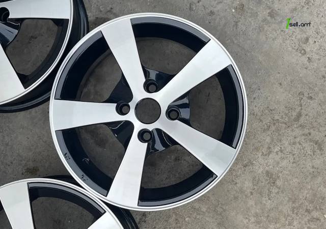 GGG.R14 Vossen 4x100