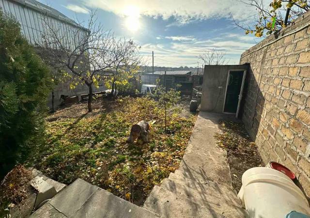 Երկու հարկանի քարե տուն Հովնաթանի փողոցում Մալաթիա Սեբաստիայում, 405 ք.մ., 3+ սանհանգույց