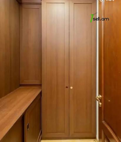 4 սենյականոց բնակարան Մոսկովյան փողոցում, 150 ք.մ., 2 սանհանգույց, 2/8 հարկ, եվրովերանորոգված