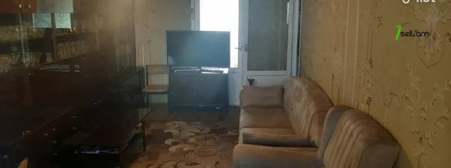 2 սենյականոց բնակարան Չեխովի փողոցում, 64 քմ, 6/10 հարկ, մի քանի պատշգամբ