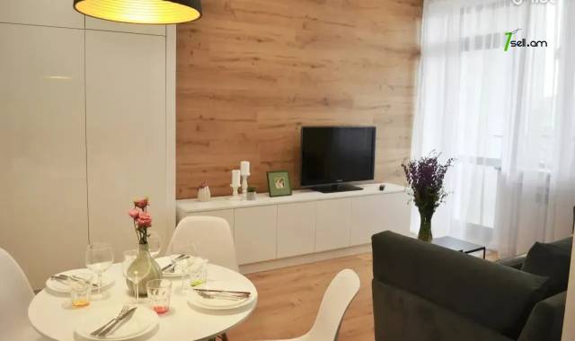 2 սենյականոց բնակարան նորակառույց շենքում Մաշտոցի պողոտայում, 47 ք.մ., բարձր առաստաղներ