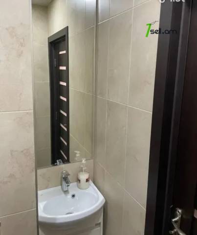 2 սենյականոց բնակարան նորակառույց շենքում Նաիրի Զարյան փողոցում, 74 ք.մ., 9/16 հարկ, 2 սանհանգույց