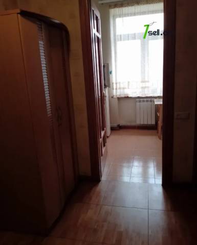 2 սենյականոց բնակարան Թումանյան փողոցում, 60 ք.մ., բարձր առաստաղներ, եվրովերանորոգված, քարե շենք