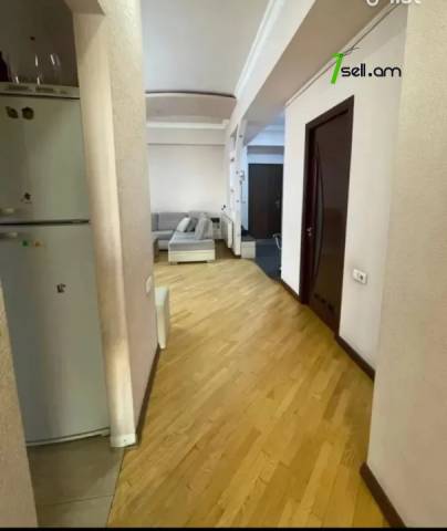 4 սենյականոց բնակարան նորակառույց շենքում Գյուլբենկյան փողոցում, 130 ք.մ., 2 սանհանգույց