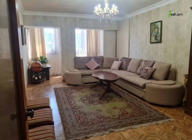 3 սենյականոց բնակարան Նալբանդյան փողոցում, 80 ք.մ., 10/12 հարկ, կապիտալ վերանորոգված