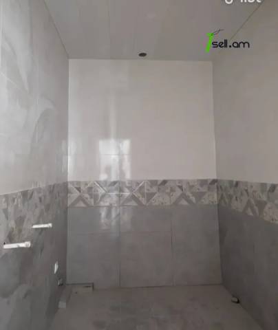 3 սենյականոց բնակարան նորակառույց շենքում Մոնթե Մելքոնյան փողոցում, 100 ք.մ., 2 սանհանգույց