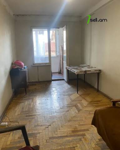 3 սենյականոց բնակարան Սունդուկյան փողոցում, 96 ք.մ., 2/7 հարկ