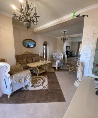 Երկու հարկանի քարե տուն Նոր Նորքում, 800 ք.մ., 3+ սանհանգույց, եվրովերանորոգված