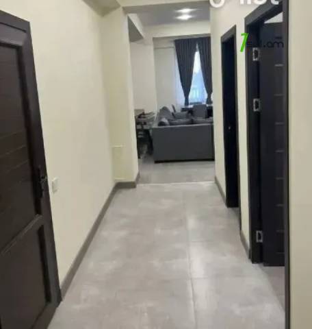 3 սենյականոց բնակարան նորակառույց շենքում Մուրացանի փողոցում, 71 ք.մ., 2 սանհանգույց