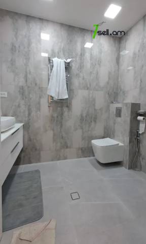 2 սենյականոց բնակարան նորակառույց շենքում Նիկողայոս Ադոնցի փողոցում, 60 ք.մ., 3/14 հարկ