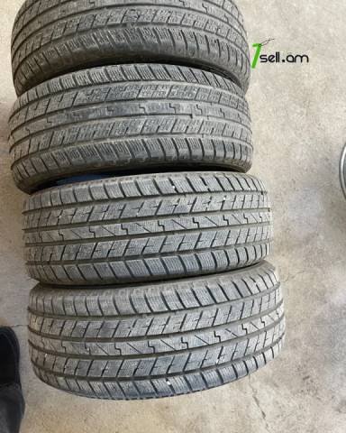 GGG. Roadex 4հատ 75-90% Ձմեռային անվադողեր, 215/55 R17