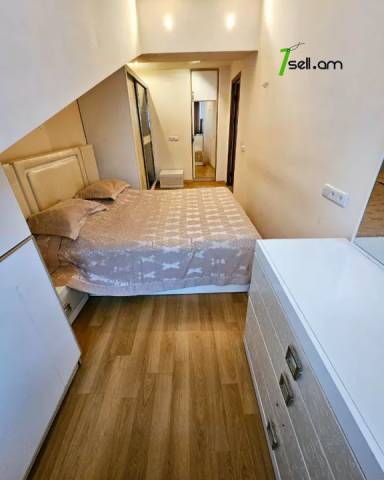 5 սենյականոց բնակարան Նալբանդյան փողոցում, 140 ք.մ., 2 սանհանգույց, բարձր առաստաղներ