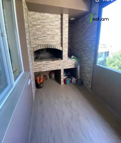 4 սենյականոց բնակարան Տպագրիչների փողոցում, 140 ք.մ., 2 սանհանգույց, բարձր առաստաղներ