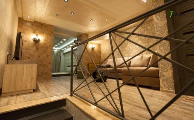 5 սենյականոց բնակարան Սայաթ-Նովայի պողոտայում, 150 քմ, 2/4 հարկ, 3+ սանհանգույց