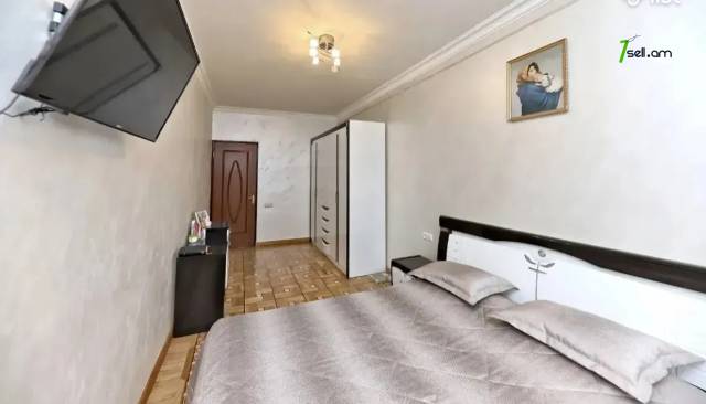 4 սենյականոց բնակարան Դավիթ Մալյան փողոցում, 106 ք.մ., 2/6 հարկ, 2 սանհանգույց, մի քանի պատշգամբ