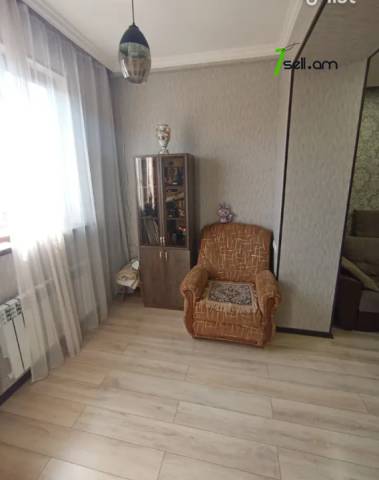 4 սենյականոց բնակարան Գայի պողոտայում, 75 ք.մ., եվրովերանորոգված, քարե շենք