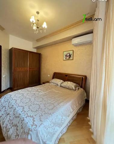 Ընդարձակ 6 սենյականոց բնակարան նորակառույց շենքում, Buzand St, 350 ք.մ., 3+ սանհանգույց