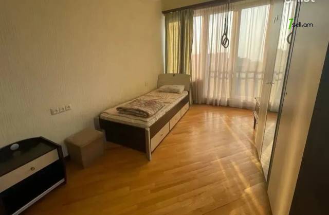 4 սենյականոց բնակարան նորակառույց շենքում Գյուլբենկյան փողոցում, 120 ք.մ., 7/16 հարկ, 2 սանհանգույց