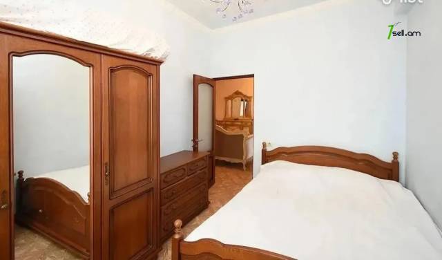 4 սենյականոց բնակարան նորակառույց շենքում Մեսրոպ Մաշտոցի պողոտայում, 102 քմ, 3/14 հարկ