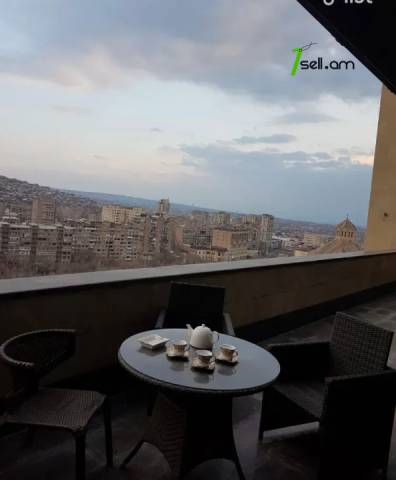 4 սենյականոց բնակարան նորակառույց շենքում Վարդանանց փողոցում, 190 քմ, 17/20 հարկ, 2 սանհանգույց