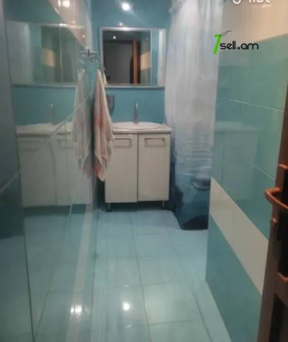 4 սենյականոց բնակարան Կարախանյան փողոցում, 115 ք.մ., 2/9 հարկ, 2 սանհանգույց, կապիտալ վերանորոգված