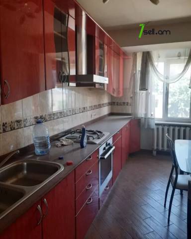 3 սենյականոց բնակարան Խորենացու փողոցում, 80 ք.մ., 3/14 հարկ, կապիտալ վերանորոգված