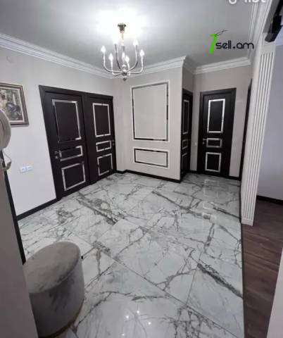 3 սենյականոց բնակարան Սարյան փողոցում, 100 ք.մ., կապիտալ վերանորոգված