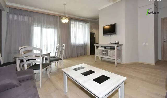 2 սենյականոց բնակարան նորակառույց շենքում Կոմիտասի պողոտայում, 91 քմ, 8/18 հարկ, 2 սանհանգույց