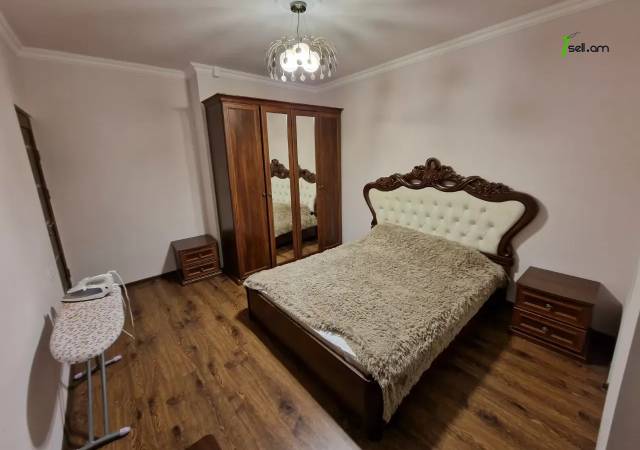 3 սենյականոց բնակարան Արաբկիր 51 փողոցում, 100 ք.մ., 12/15 հարկ, եվրովերանորոգված