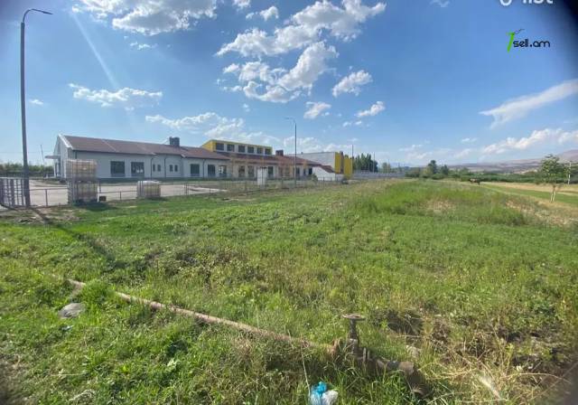 Գյուղատնտեսական հողատարածք 1/1 փողոցում Կաթնաղբյուրում, 1767 ք.մ.