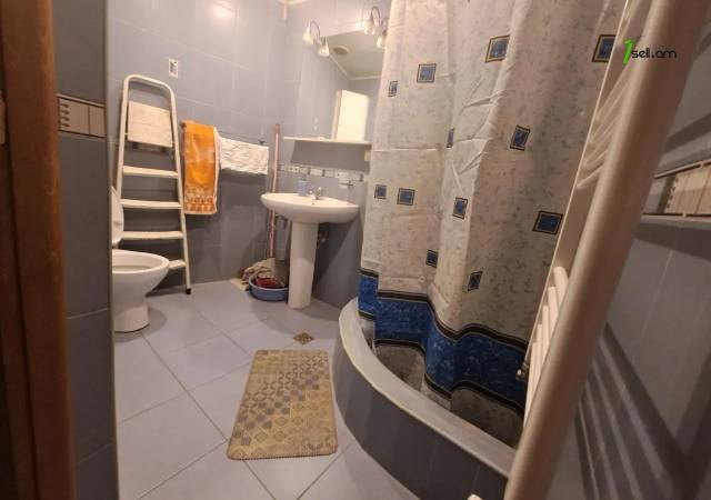 3 սենյականոց բնակարան Երվանդ Քոչարի փողոցում, 85 ք.մ., 6/14 հարկ, կապիտալ վերանորոգված