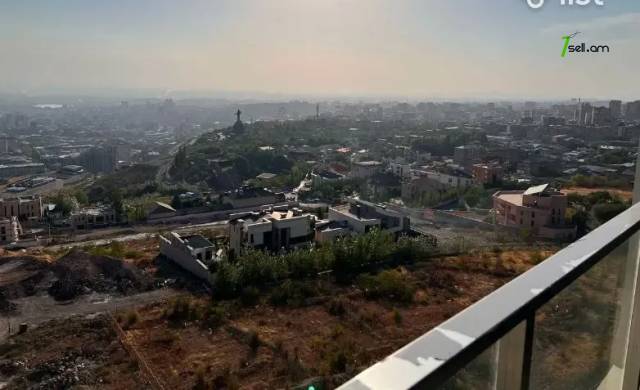 2 սենյականոց բնակարան նորակառույց շենքում Կարապետ Ուլնեցու փողոցում, 63 ք.մ., բարձր առաստաղներ