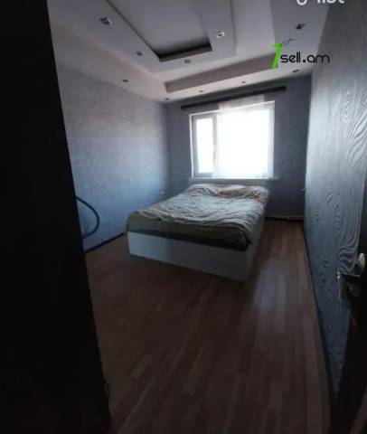 3 սենյականոց բնակարան Զաքարիա Քանաքեռցու փողոցում, 79 ք.մ., 3/9 հարկ, կապիտալ վերանորոգված